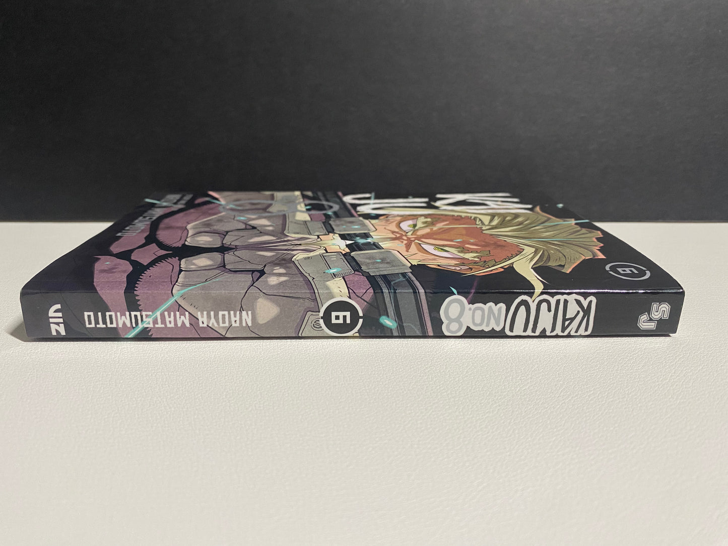 Kaiju No. 8 - Vol 6 (USED/VERY GOOD)