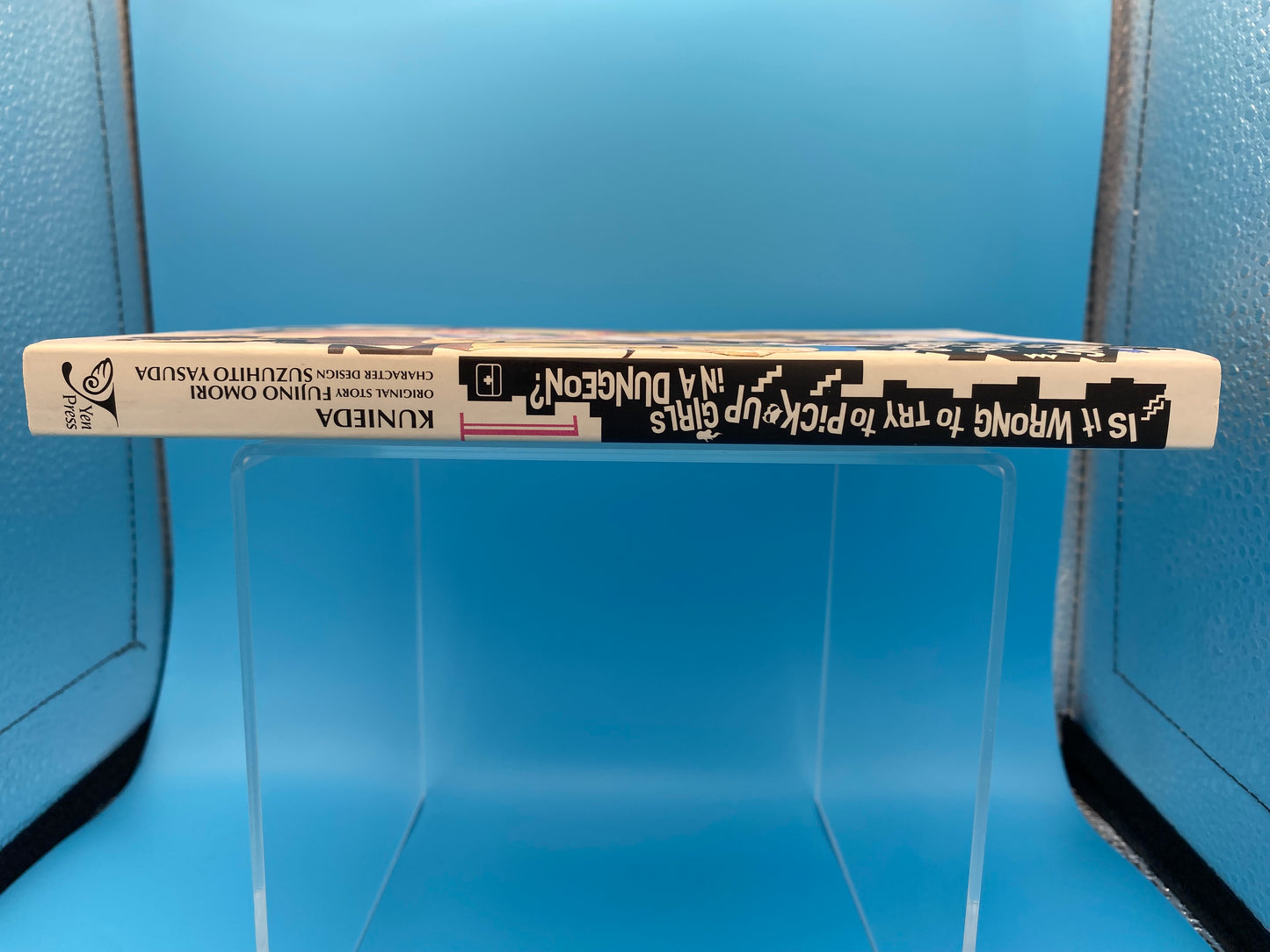 Is It Wrong to Try to Pick Up Girls in a Dungeon? - Vol 1 (USED/GOOD)